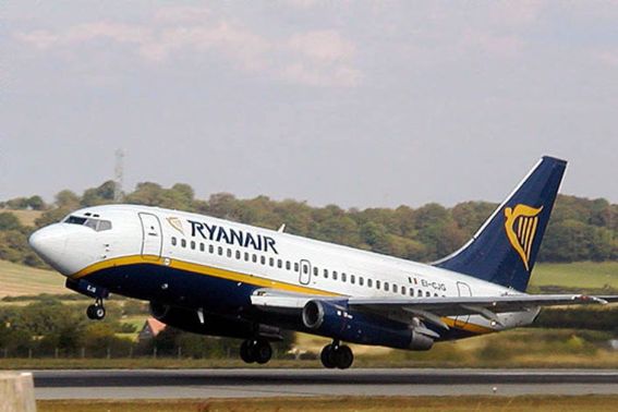 rayanair anuleaza cursa Oradea Bologna