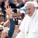 Papa Francisc vizite