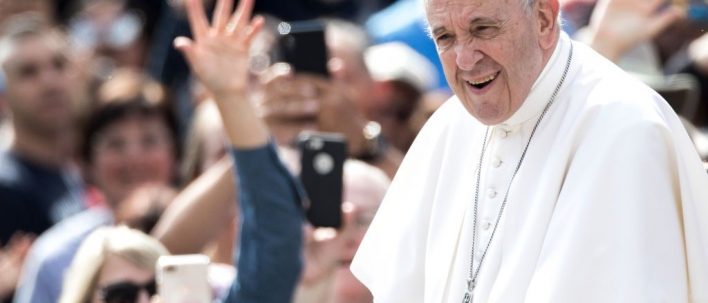 Papa Francisc vizite