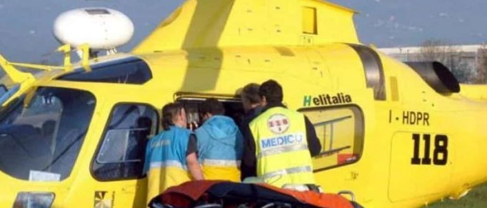 adolescent român foc