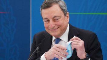 Draghi da vina pe nevaccinati