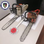 romani hoti de lemn ameninta politistii cu drujba