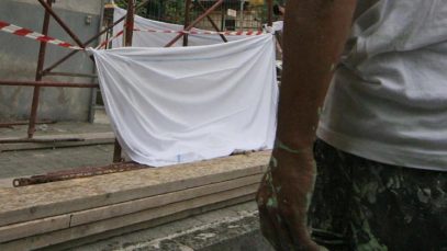 muncitor roman cazut de pe schela la Roma