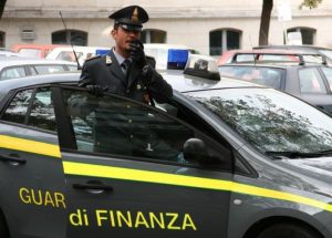 frauda venit cetatenie 9000 romani Italia