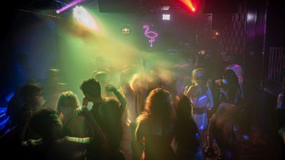 covid profesoara discoteca