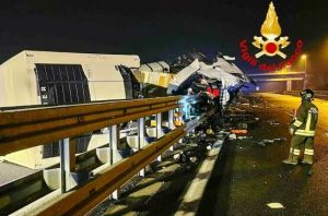 accuident mortal craciun italia