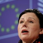 Vera Jourova cere Italiei justofocare pentru testul obligatoriu