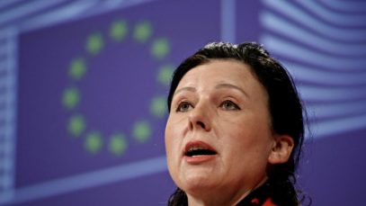 Vera Jourova cere Italiei justofocare pentru testul obligatoriu