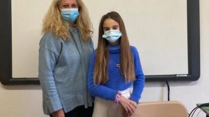 fetita scoala italia