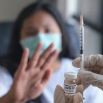medici suspendati au refuzat sa se vaccineze
