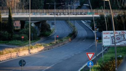 a murit de frig sub un pod la Roma