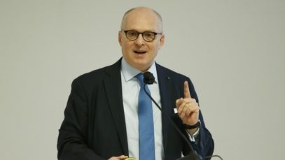 walter ricciardi vrea continuarea obligațiilor