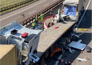 sofer strivit camion