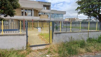 profesor injunghiat italia