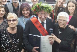 absolvent italia 90 ani