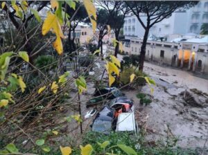 alunecare teren ischia