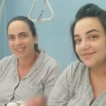 Mama și fiica nasc împreună