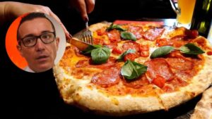 Pizza Margherita cu făină de greieri: provocarea lui Gino Sorbillo