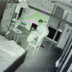 Bătrână bătută cu sălbăticie de badantă