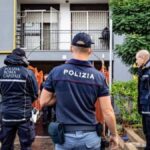 Merge la muncă și o româncă îi ocupă apartamentul